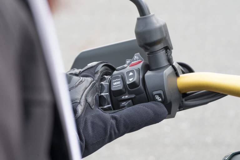 指出瑞貴_F900xrとワタシが走る、理由｜「BMW F900XRとワタシが走る、理由。」part 4〜女性でも小柄でも怖くない！1300ccクラス〜