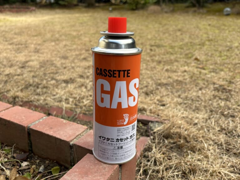 イワタニのカセットガス|「コレどうやって使うの?」Amazonレビュー1万6000以上の名作ギアを購入!「マジでよく出来てるわ…」実際に使ってみて驚嘆のアイテムを紹介