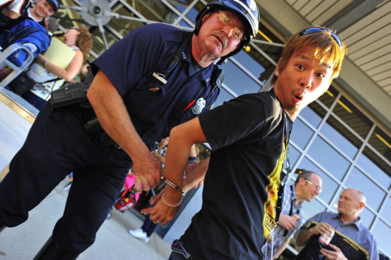 青木タカオ編集長がお届けするWITH HARLEY TALK SHOW』(ウィズハーレートークショー)。|HAVE A BIKE DAY./CDデビューのハーレー女子MANAKA/KID KUSTOM PAINTによるウィズハーレートークショー〜東京モーターサイクルショーにて開催!