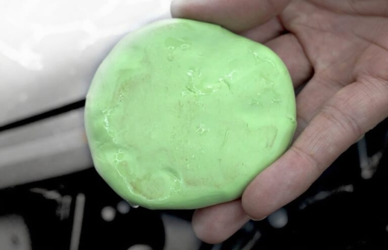 Surlusterネンドクリーナー｜究極のボディメイク術 新車のようなツルツル感が甦る「ネンドクリーナー」の使い方