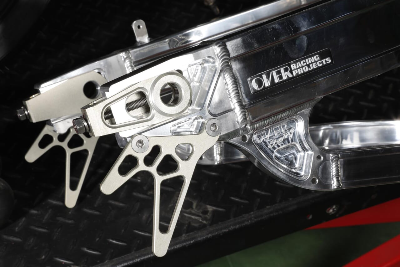 CB1000F｜オーヴァー｜スイングアーム｜【東京モーターサイクルショーにてその目で確かめよう】OVERのCB1000F用カスタムパーツ開発速報！【西4-13】