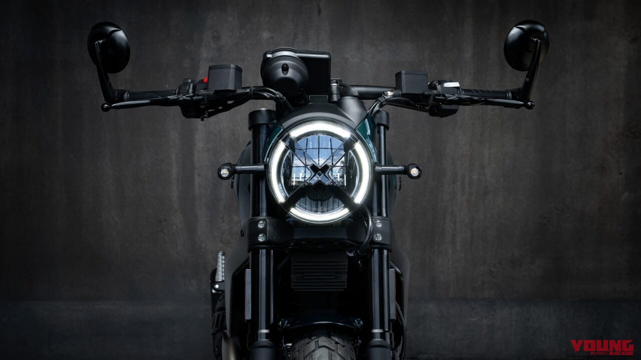 |【ドゥカティ】都会の夜をエメラルドに染める、静寂のエレガンス。スクランブラー・ナイトシフトに待望のニューカラー!