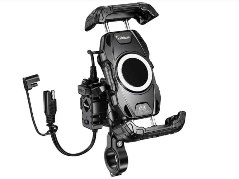 もうツーリング中のスマホ脱着でモタつかない。カメラの振動対策も備えたカエディア製ホルダーが快適だった