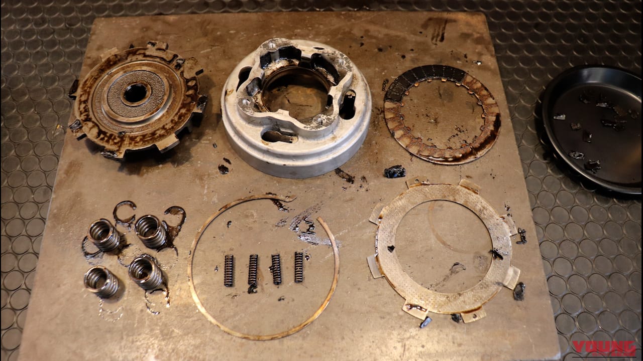 【注意喚起】放置旧車なら絶対交換!  クラッチのフリクションディスクは劣化するとどんでもないことになります｜【注意喚起】放置旧車なら絶対交換!  クラッチのフリクションディスクは劣化するとどんでもないことになります