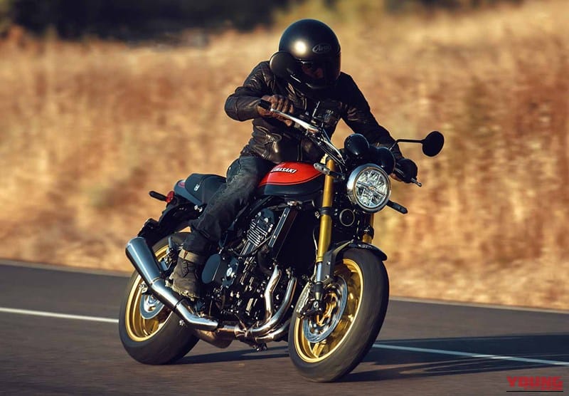 カワサキ|Z900RS|重い? 怖い? その不安、最新Z900RSが全て解決! 初心者が初めての大型バイクに選ぶべき理由
