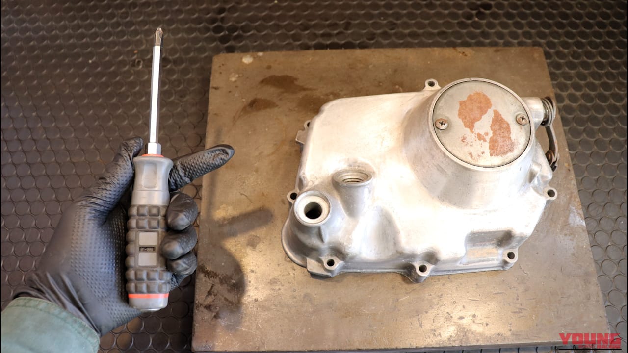 なめる前に試せ! プラスネジを正確に回すための「7対3の黄金ルール」【DIY整備の裏技】|なめる前に試せ! プラスネジを正確に回すための「7対3の黄金ルール」【DIY整備の裏技】