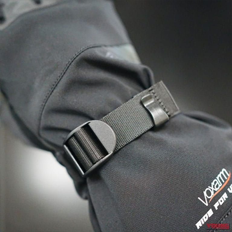 イノベーティブオールウェザーグローブ FRG-A628|【2026新作】エルフ&フラッグシップの春夏ライディングギア4選!メッシュジャケットから防水グローブまで