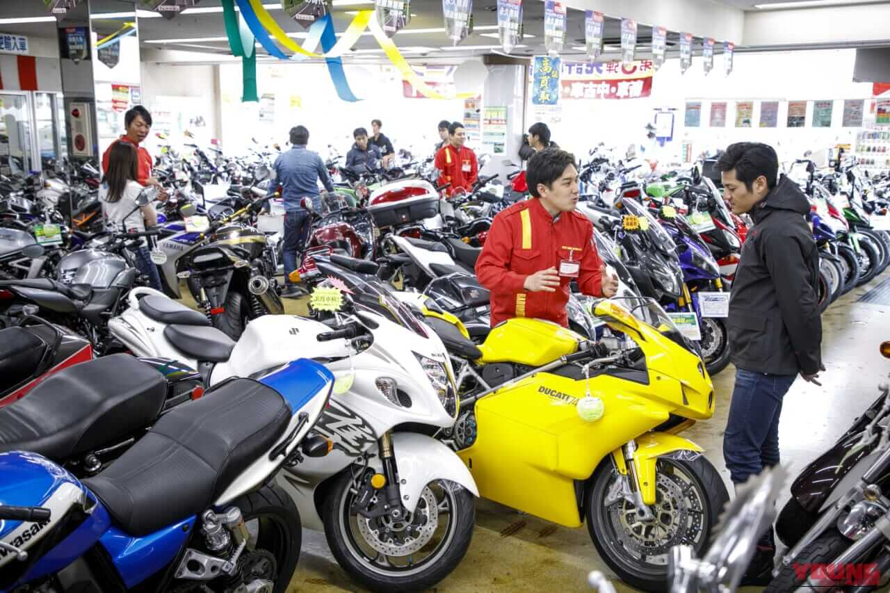 |【2026最新】バイク免許キャンペーン比較:ホンダ・ヤマハ・カワサキ・レッドバロンなど全9社まとめ「春のデビューをお得に」