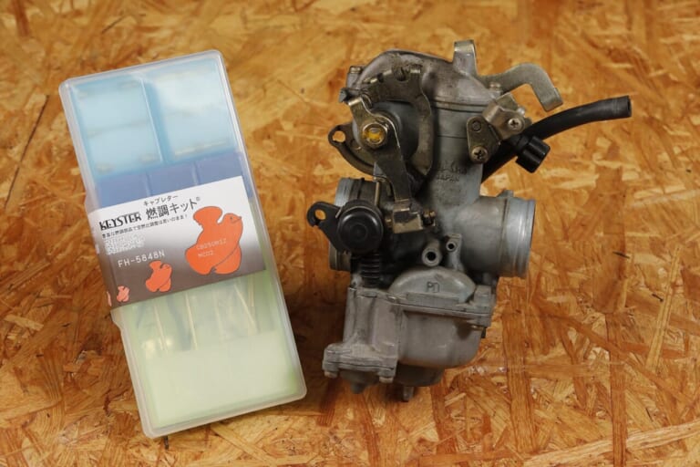 CB250RS-Z|キャブレター|キースター|燃調キット|250cc専用設計だからスリム、軽量、ヒラヒラなCB250RS-Z。キャブオーバーホールで快調に!