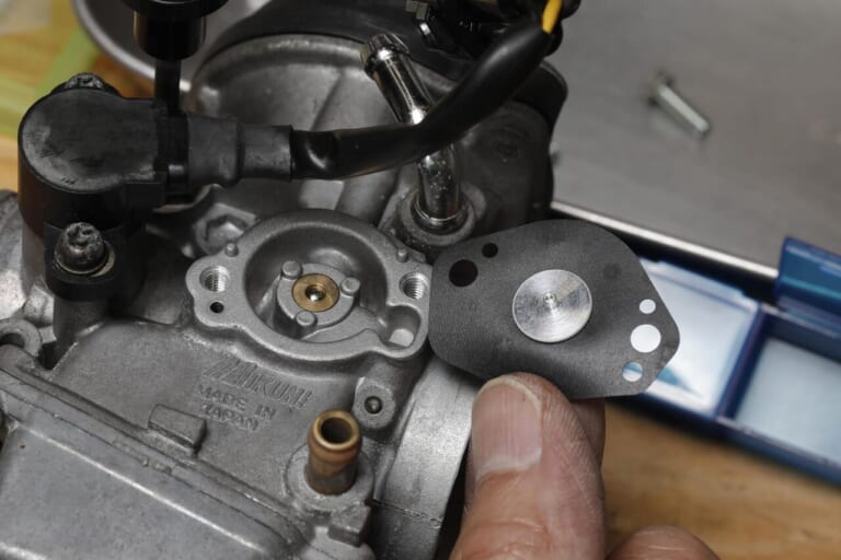 キースター｜燃調キット｜SR400用｜エアカットバルブ｜長期不動のヤマハSR400。キャブレターをオーバーホールで必ず確認したいパーツ「エアカットバルブ」