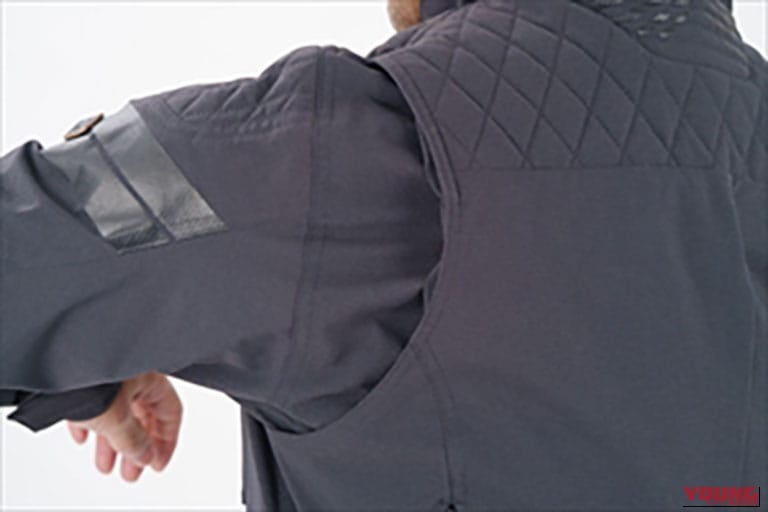 K-2457 アーカナジャケット｜【クシタニ】注目は46worksコラボ！ 春ツーリングを快適にする新作＆定番ジャケット5選