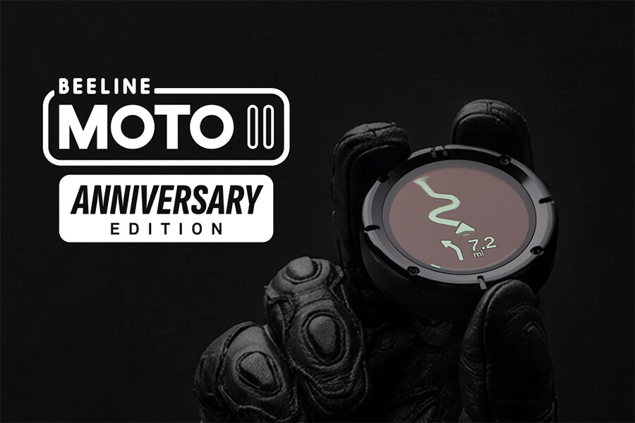 あの「矢印ナビ」が10周年！ 漆黒×ローレットの限定「MOTO 2」がモーターサイクルショーに降臨！