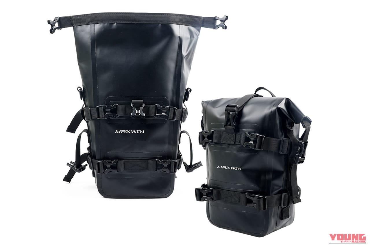 バイクに装着された、MAXWINのバイク用サイドバッグ「B-SBAG01-B」|「こういうのが欲しかったのよ…」様々な場所に装着可能。IPX6レベルの防水素材使用。ちょっとした使用にピッタリのサイズ感のアイテムを紹介