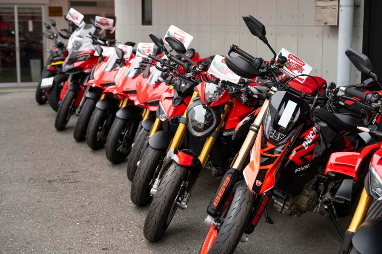 ドゥカティ大阪ノース｜試乗車｜ドゥカティ専門だからこそできる徹底した高い知識と経験を駆使し魅力を伝達するドゥカティ大阪ノース