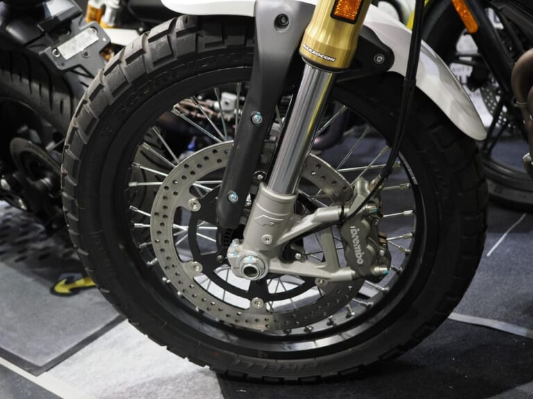 ファンティック｜キャバレロスクランブラー700｜モーターサイクルショーで聞いたFantic取扱店のお気にいりの一台×4選