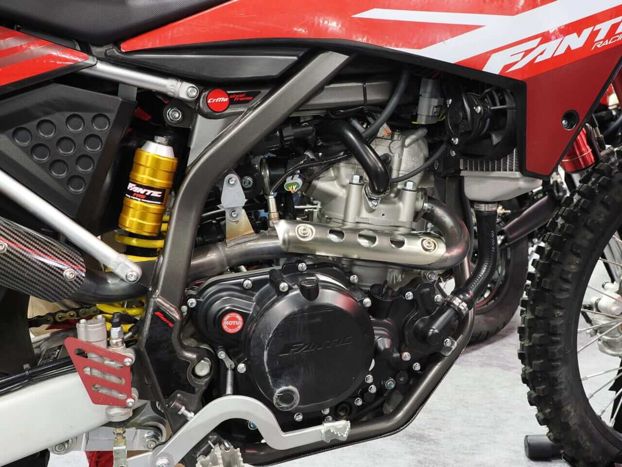 ｜モーターサイクルショーで聞いたFantic取扱店のお気にいりの一台×4選