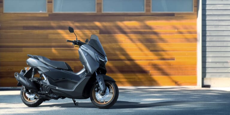 YAMAHA NMAX155｜「125ccには戻れない?」高速道路も走れるヤマハNMAX155が初心者の行動範囲を劇的に広げる理由【バイク選びビギナーズ】