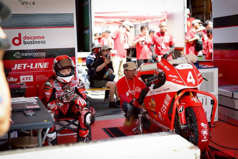 岡崎静夏｜プロレーシングライダーになるには？現役・岡崎静夏が教える最短ルートとライセンスの仕組み【全日本女子レーサーに聞いてみた】