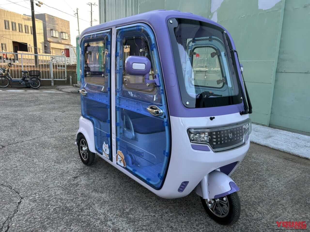 ビークルファン VF-C｜最大210kg積載のハッチバックか、光溢れる観音開きか。普通免許で乗れる個性派EVトライク登場