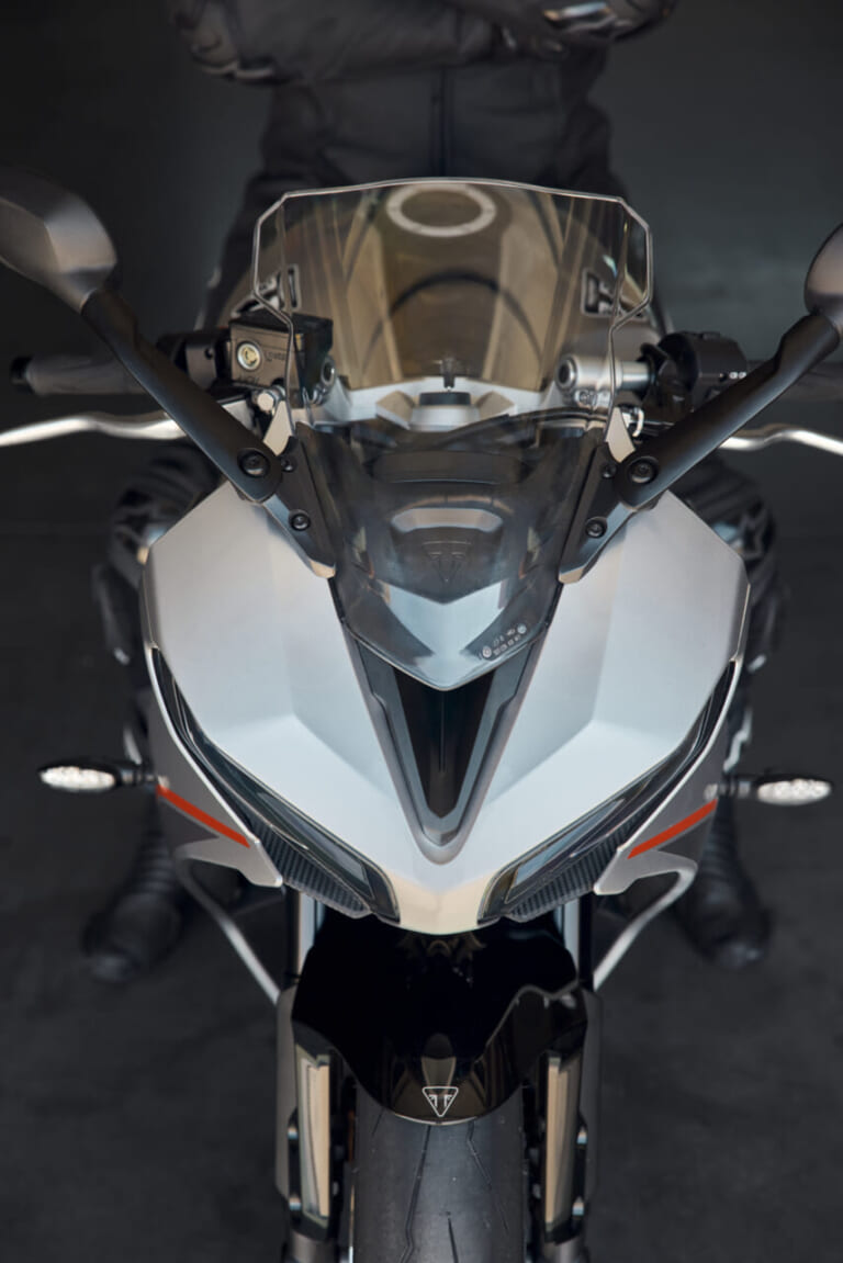 TRIUMPH Daytona 660|手の届く英国製スポーツ。2026年モデルDaytona 660は「カッコいいのに維持しやすい」ズルい一台だ【トライアンフ新型】
