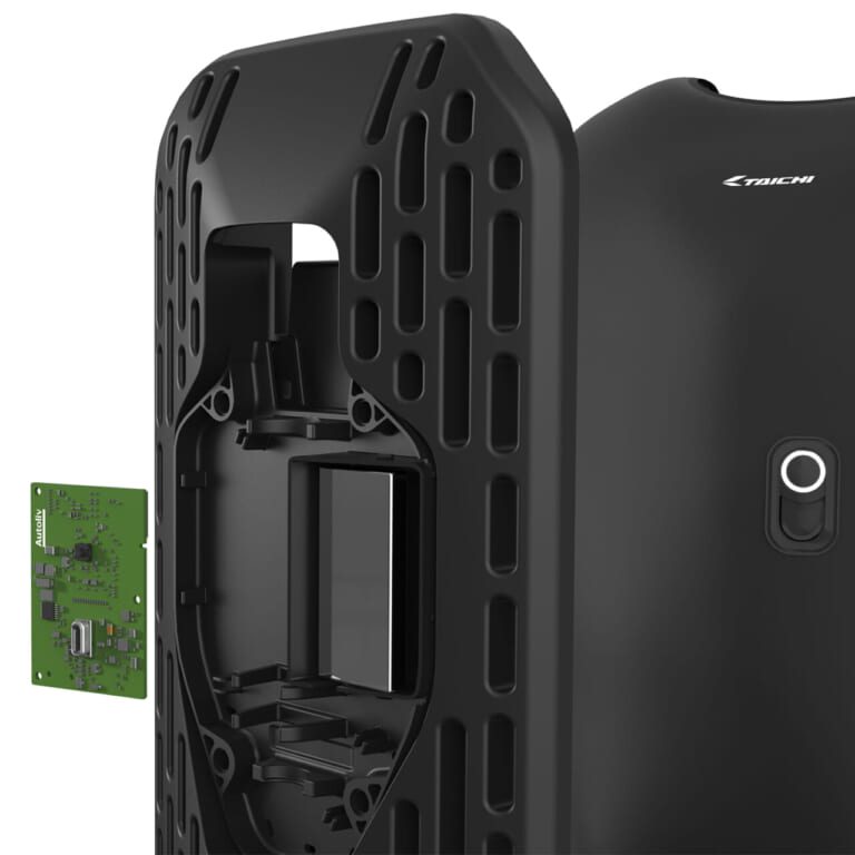 RS TAICHI T-SABE｜公道の事故パターンを徹底分析。約80mmの空気層で胸と背中を守る着用型エアバッグ「T-SABE」登場