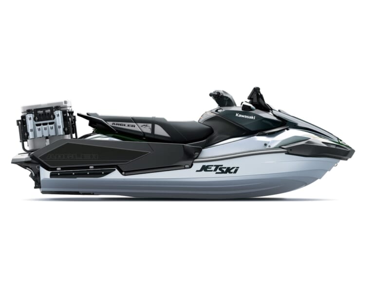 JET SKI ULTRA 160LX-S ANGLER（ジェットスキー ウルトラ 160LX-S アングラー）［カワサキモータースジャパン］の右側面｜「えっ…コレってアリなの…？」バイクに乗ったまま魚釣り。「その発想はなかったわ…」 魚群探知機もついたスゴいモデルをなんとKawasakiが発売！