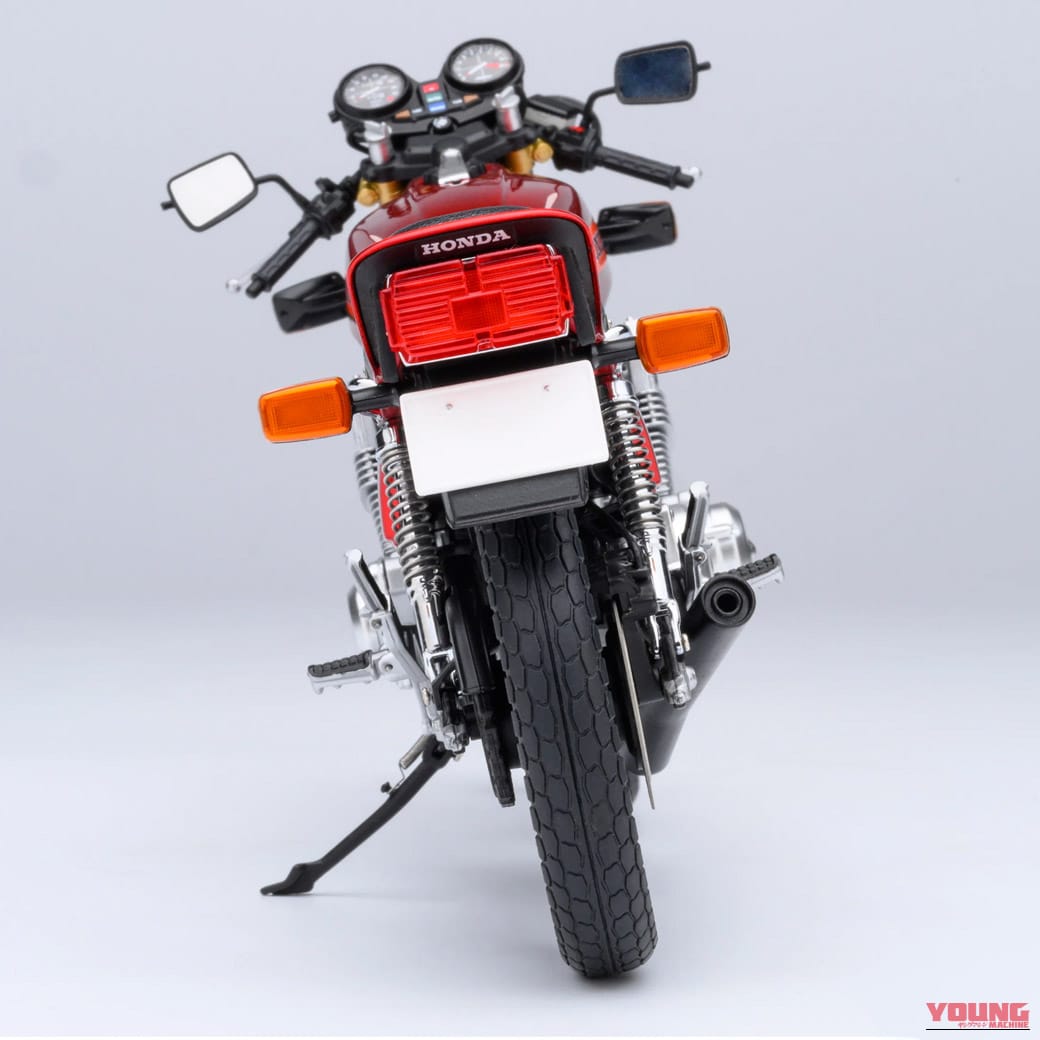 |「ウソだろ…コレ実車じゃないの?」「異次元のリアルさ…」伝説のバイク漫画に登場する人気モデルを1/12スケールで再現。Honda CB750F