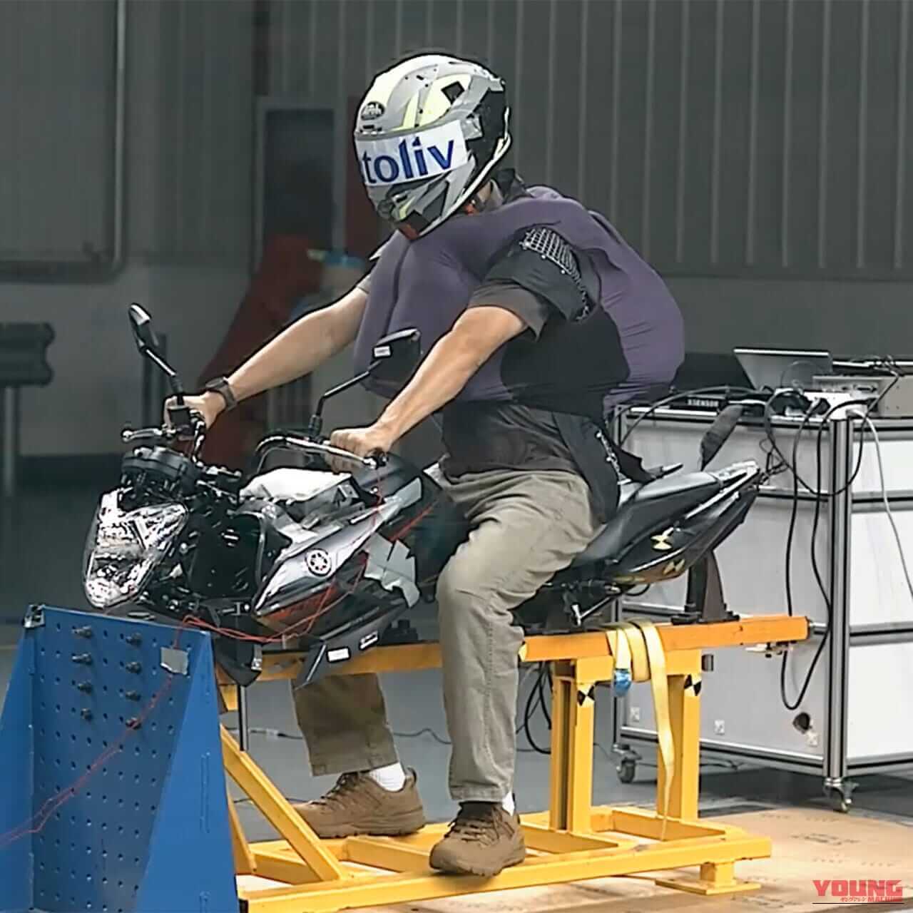 RS TAICHI T-SABE|公道の事故パターンを徹底分析。約80mmの空気層で胸と背中を守る着用型エアバッグ「T-SABE」登場
