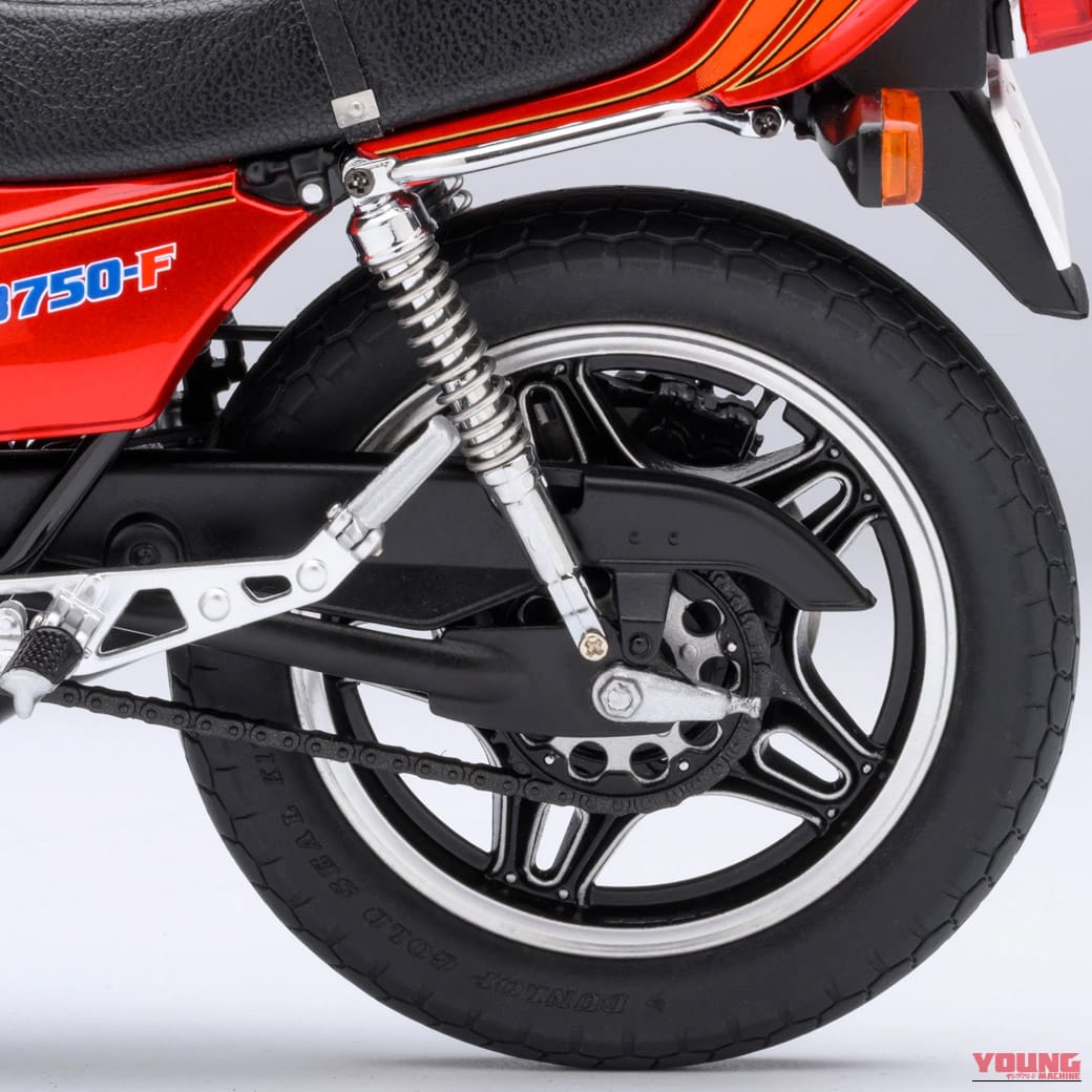 ｜「ウソだろ…コレ実車じゃないの？」「異次元のリアルさ…」伝説のバイク漫画に登場する人気モデルを1/12スケールで再現。Honda CB750F