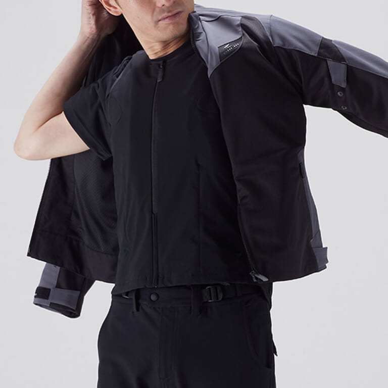 RS TAICHI T-SABE｜公道の事故パターンを徹底分析。約80mmの空気層で胸と背中を守る着用型エアバッグ「T-SABE」登場