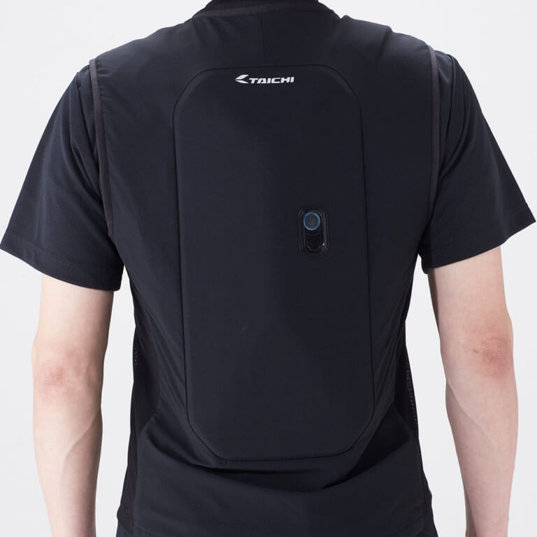 RS TAICHI T-SABE｜公道の事故パターンを徹底分析。約80mmの空気層で胸と背中を守る着用型エアバッグ「T-SABE」登場