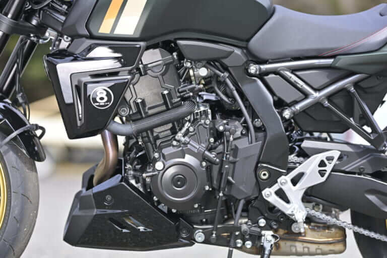 スズキ GSX-8TT試乗インプレッション|スズキ GSX-8TT試乗!「普段は落ち着いたネオレトロの雰囲気を味わい、気分が乗ってきたらスイッチオンしてコーナリングを楽しむ!」