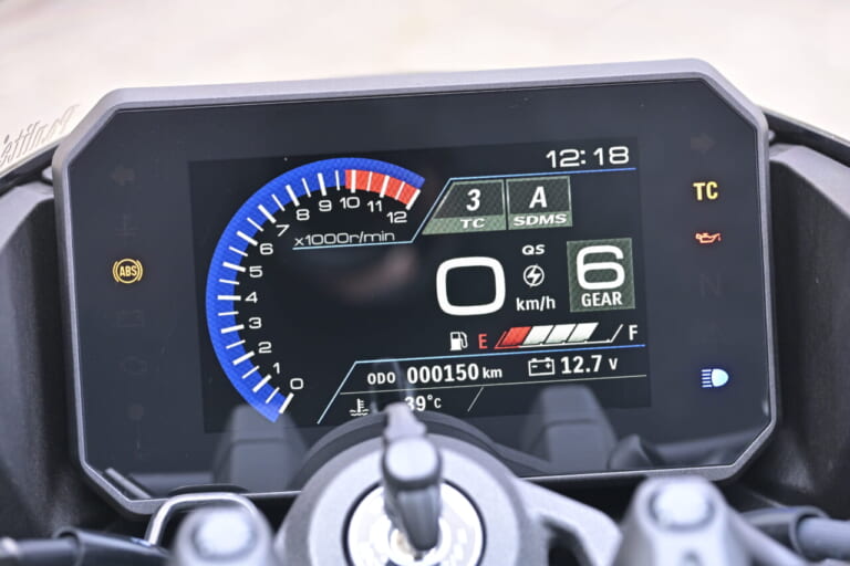 スズキ GSX-8TT試乗インプレッション|スズキ GSX-8TT試乗!「普段は落ち着いたネオレトロの雰囲気を味わい、気分が乗ってきたらスイッチオンしてコーナリングを楽しむ!」
