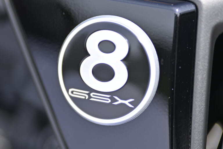 スズキ GSX-8TT試乗インプレッション|スズキ GSX-8TT試乗!「普段は落ち着いたネオレトロの雰囲気を味わい、気分が乗ってきたらスイッチオンしてコーナリングを楽しむ!」