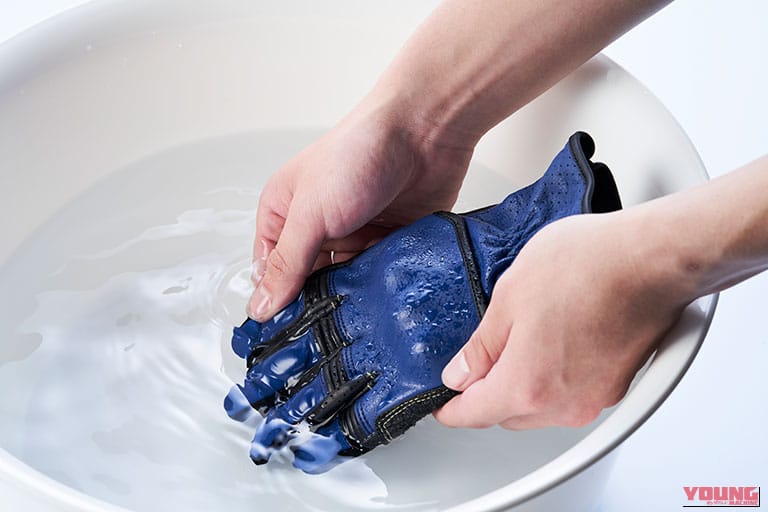 YL4007 CYBERLEATHER プロテクト グローブ|ワイズギア2026春夏新作|袖が外れる2Wayジャケット&洗える本革グローブなど3選