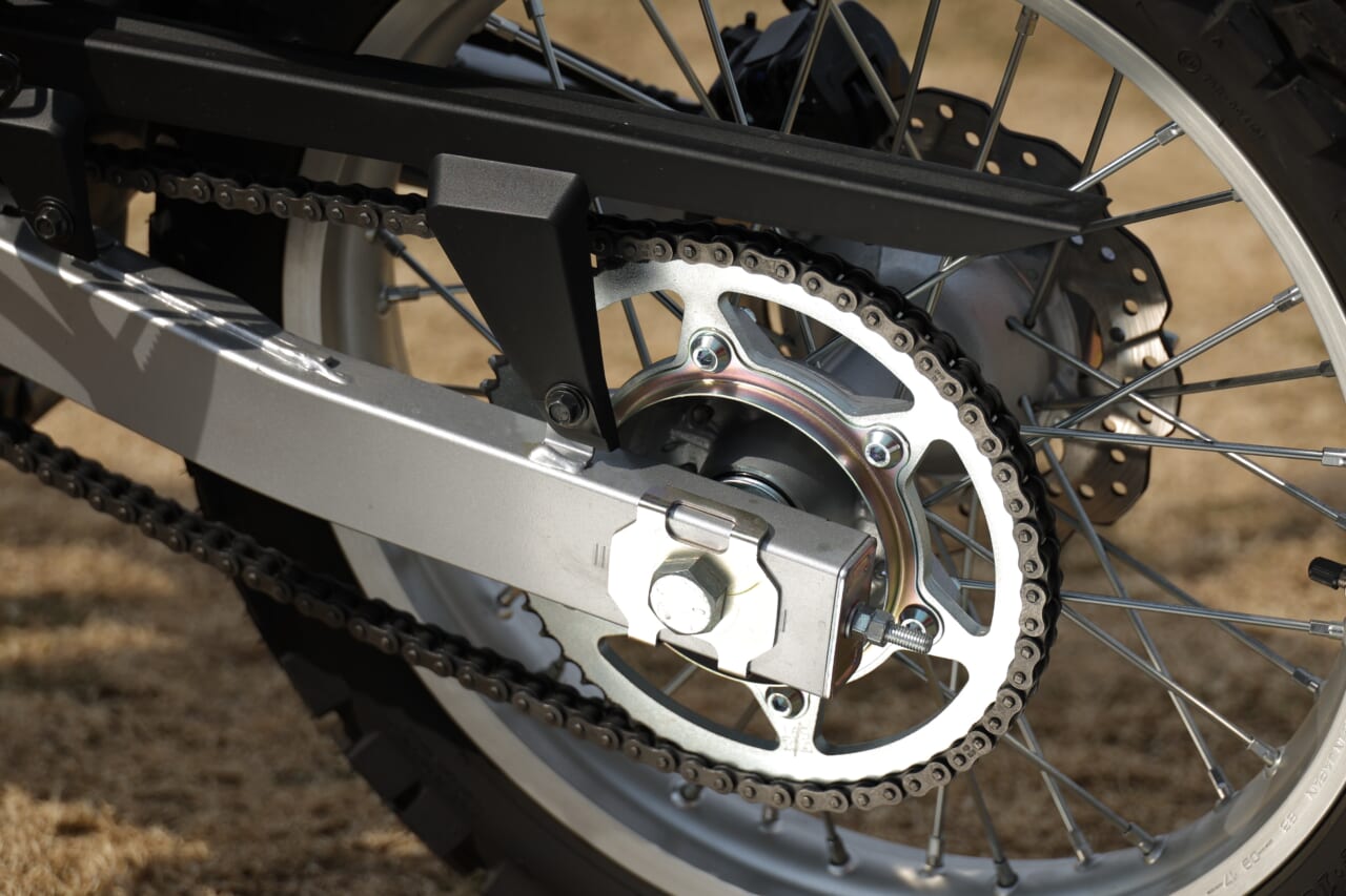 |【街乗り検証】ヤマハ WR125R:コンパクトなシティオフローダーで街を颯爽と駆け抜けろ!!