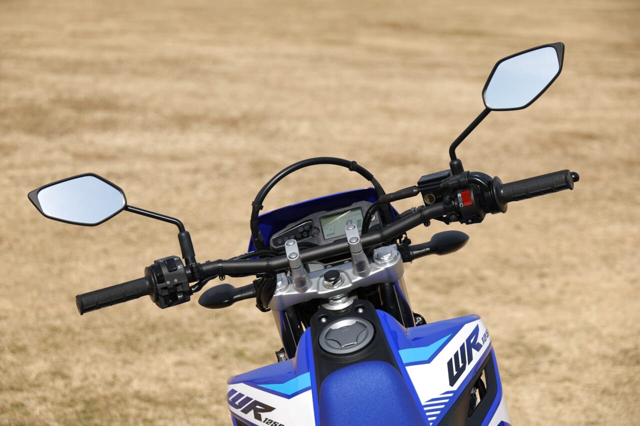 |【街乗り検証】ヤマハ WR125R:コンパクトなシティオフローダーで街を颯爽と駆け抜けろ!!