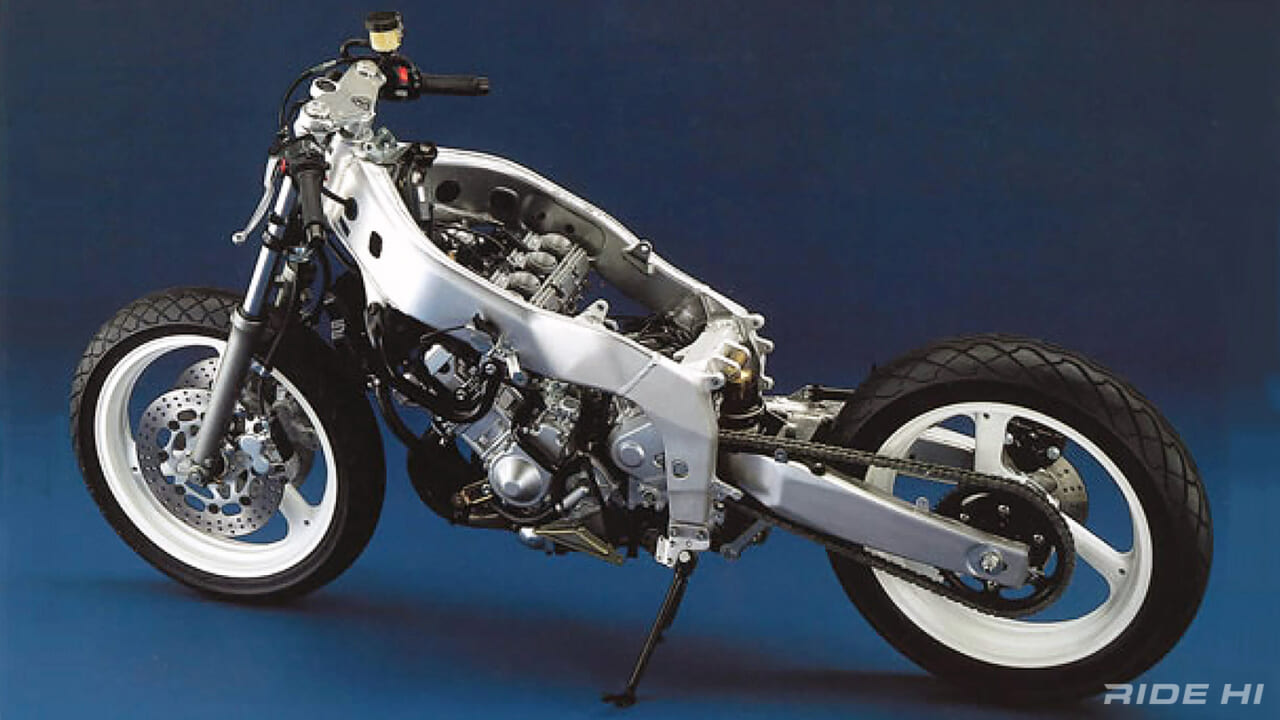 ｜「贅沢三昧の軽二輪」250でアルミ鋼板溶接の400/750/1000と同じデルタBOXフレームを奢ったヤマハFZR250R！