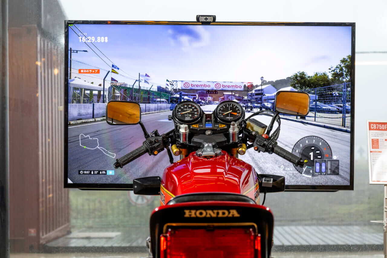 バリバリ伝説 VR RIDE｜”バリバリ伝説”の世界を、実車とVRで体験できる！「バイク王 バリバリ伝説 VR RIDE」がスタートだ!!