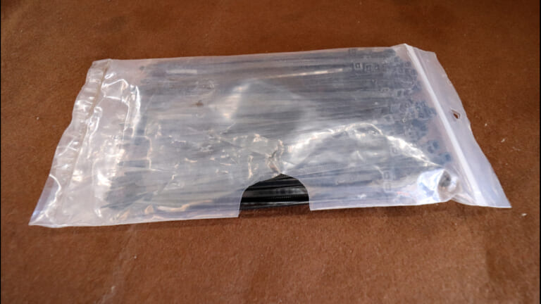 【これは盲点】使い勝手が確実に良くなる! 結束バンドの裏ワザ的開封方法・2種を紹介|【これは盲点】使い勝手が確実に良くなる! 結束バンドの裏ワザ的開封方法・2種を紹介