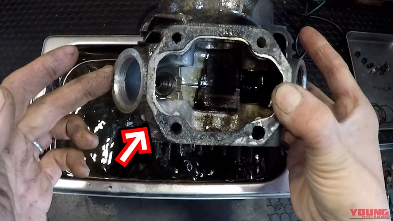 「嘘だろ…」黒焦げだったモンキーのエンジンが、超音波洗浄機に放り込んだだけで“企画倒れ”レベルに激変！【DIY工具レビュー】｜「嘘だろ…」黒焦げだったモンキーのエンジンが、超音波洗浄機に放り込んだだけで“企画倒れ”レベルに激変！【DIY工具レビュー】