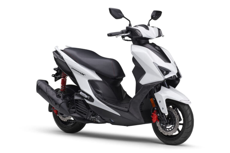 「CYGNUS X」｜スポーティスクーター「新型シグナスX」登場。最新制御と新フレームで、走りの資質を強化