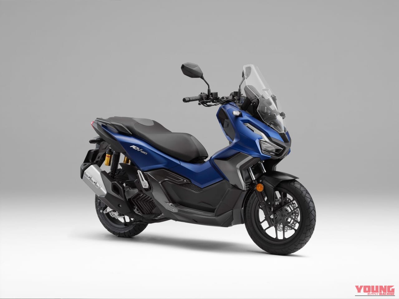 |荒れた道も余裕でクリア! 専用ブロックタイヤ&長尺サスを備え、圧倒的走破性を誇るホンダ「ADV160」2026年モデルが5/21に発売