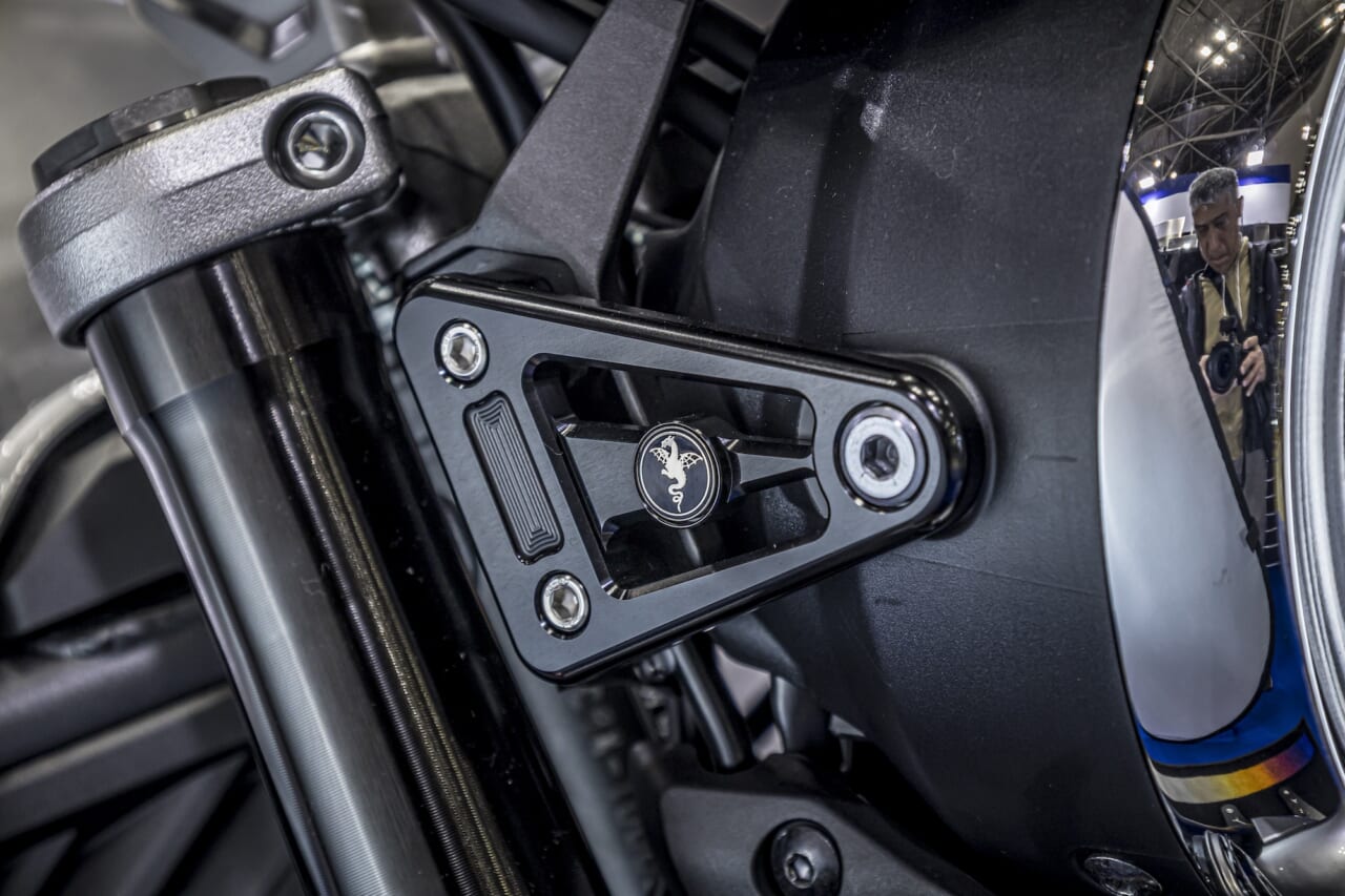 アールズ・ギア_CB1000F｜【YM CUSTUM MACHINE】r’s gear：CB1000F／R1300GS〜アールズ・ギアらしいこだわりの集大成