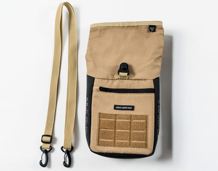 ハーフデイツーリングホルスター|【TANAX×加藤ノブキ】『ハーフデイツーリングホルスター』にコラボモデルが登場!〈TANAX公式〉