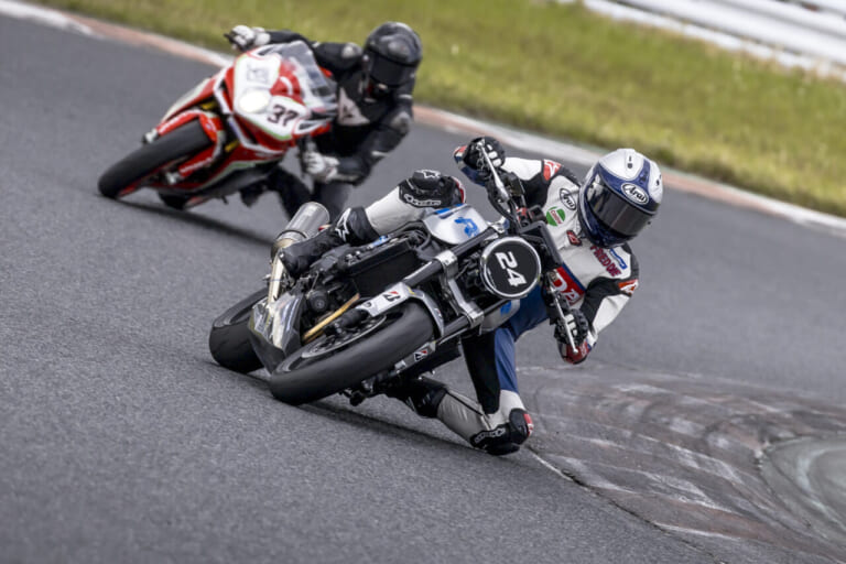 CBファンミーティング2026|【写真100枚】CBの祭典にフレディ・スペンサー降臨!CB1000Fレーサー#24で走ったぞ!【CBファンミーティング2026】
