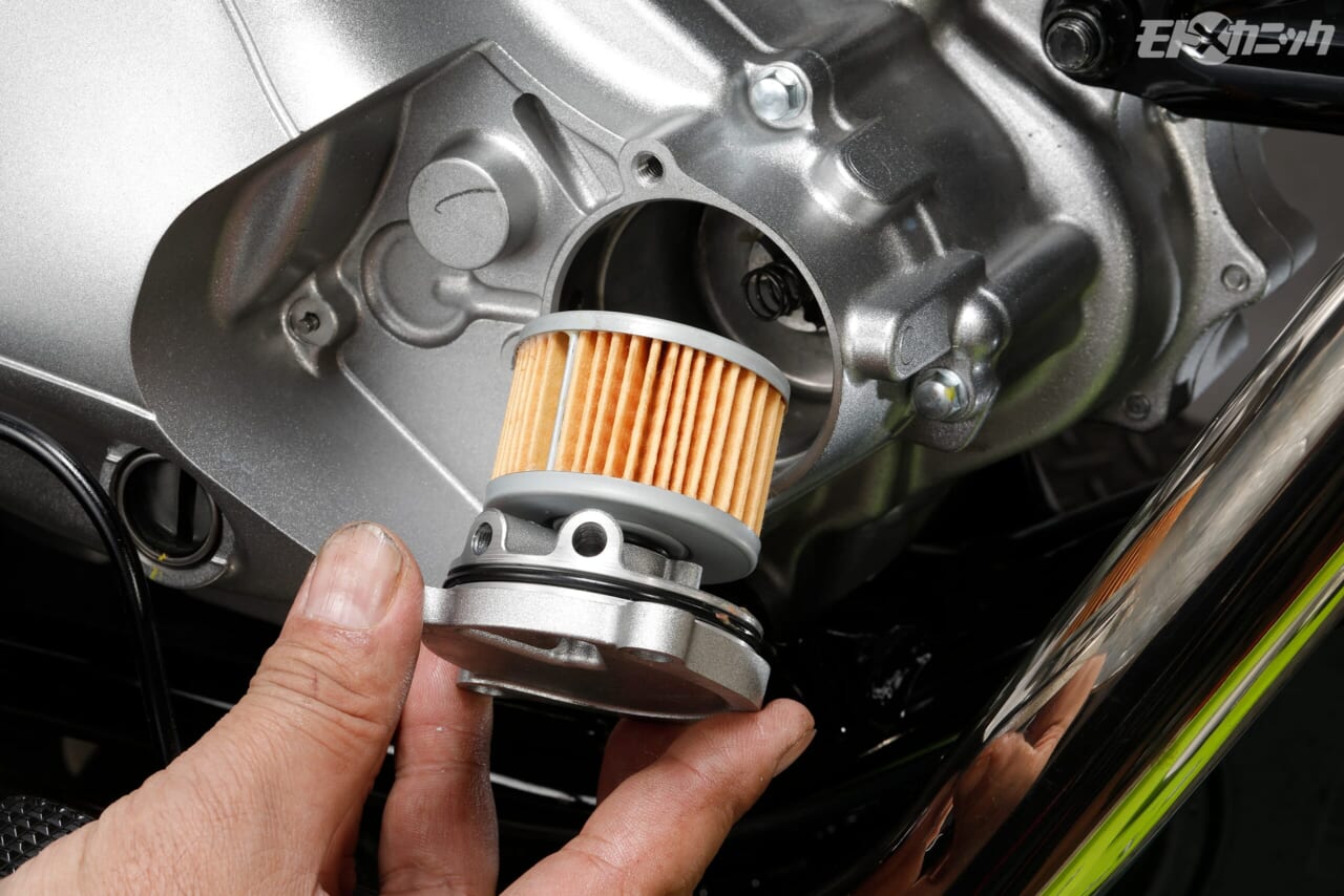 スーパーゾイル|オイル交換|納車直後の新車だから、メーカー純正指定オイルに交換? 一方で、最初から高性能エンジンオイルを使うという選択肢<スーパーゾイルで楽しいバイクライフ>