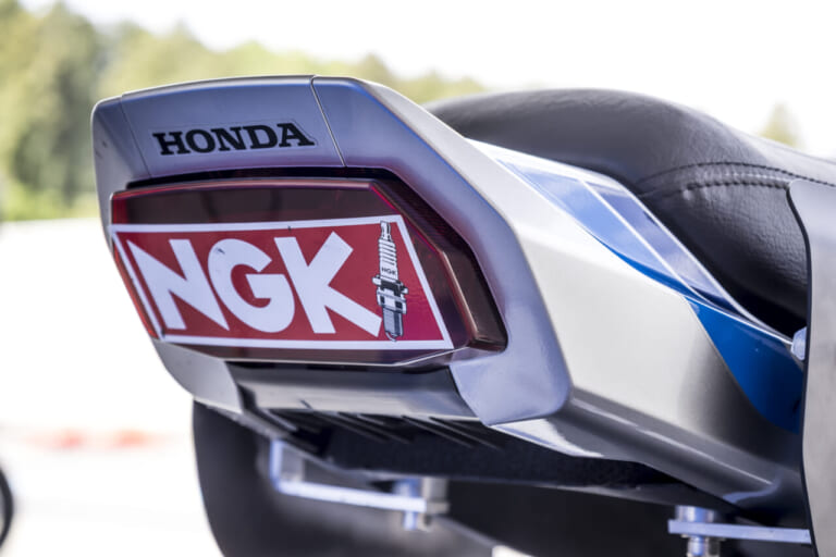 CBファンミーティング2026｜【写真100枚】CBの祭典にフレディ・スペンサー降臨！CB1000Fレーサー#24で走ったぞ！【CBファンミーティング2026】