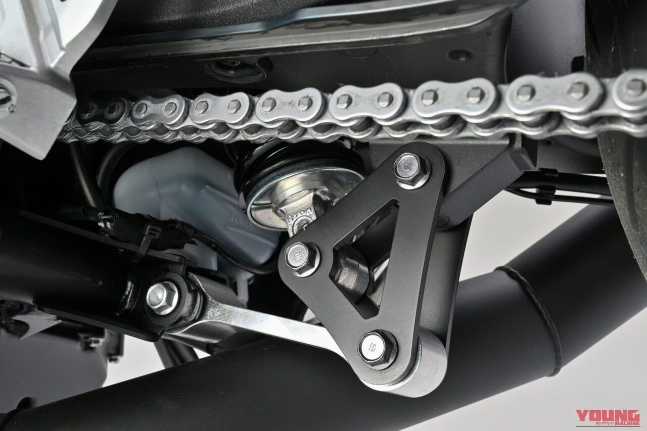 HONDA CB1000F｜たった8000円で手に入る20mmダウンの安心感。憧れのホンダCB1000Fがグッと身近になる、デイトナのローダウンリンクが登場【HONDAカスタム】