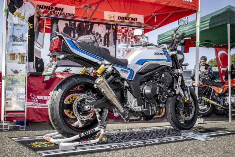 CBファンミーティング2026|【写真100枚】CBの祭典にフレディ・スペンサー降臨!CB1000Fレーサー#24で走ったぞ!【CBファンミーティング2026】